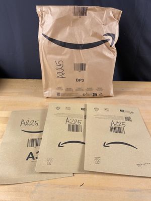 Lot de 4 colis Mystère (Retour Amazon,NPAI ,Adresse incomplè…