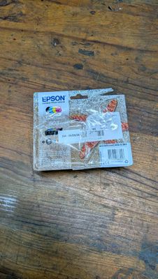 Cartouches EPSON TVA récupérable.