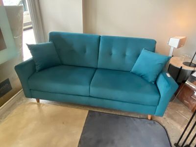 Canapé NORDIC convertible. Sommier acier renforcé et matelas…