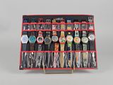 une vitrine contenant une sélection de montres