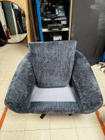Un fauteuil pivotant KARE (photo 2)