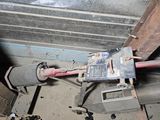a picture of an electrical device that is connected to the ground