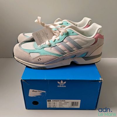 Baskets adidas ZX Tortoo en blanc et bleu clair