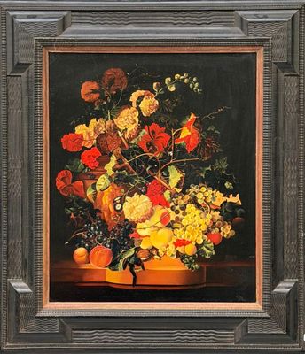 un tableau représentant des fleurs et des fruits dans un vase posé sur une table