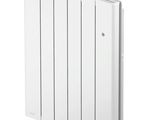 un radiateur électrique blanc sur fond blanc