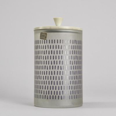 Defne KOZ Boîte de forme cylindrique en verre satiné à décor…
