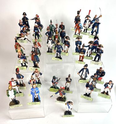 de nombreuses figurines de soldats exposées