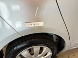 a sticker on the side of a car that says vapidio