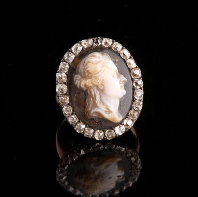 Bague historique en argent et or rose avec camée du XVIIIe siècle - Photo 1