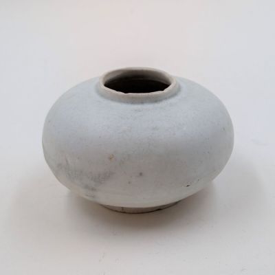 CHINE - Dynastie Song (960-1279) Petit vase sphérique en grè…