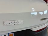 a sticker that says vauto on the back of a car