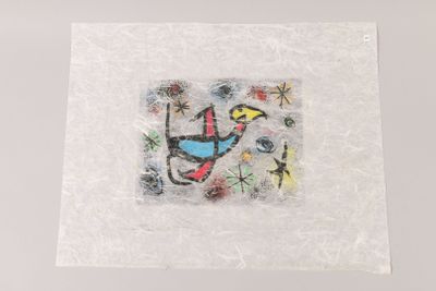 une image représentant une peinture d'un oiseau sur une feuille de papier