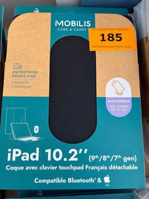 Emballage du nouvel iPad 10 2 d'Apple dans sa boîte