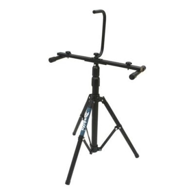 72/ Makita trépied pour lampe GM00001381 Le trépied rob…