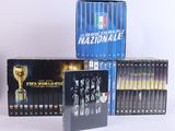 beaucoup de dvd dans une boîte sur la table