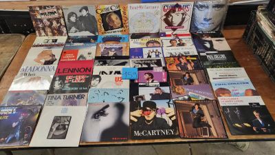 48 disques 45T Phil Collins, Bruce Springsteen, Paul Mc Carn…