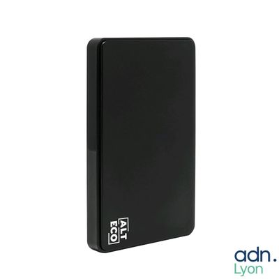 une image représentant une batterie externe noire ornée d'un logo blanc