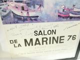 une image d'une peinture de bateaux sur l'eau