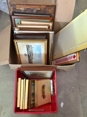 Lot de pièces encadrées comprenant gravures, lithographies s… - Photo 1