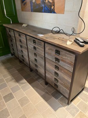 a picture of a desk with a computer on top of it
