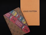 Étui à passeport et coffret Louis Vuitton