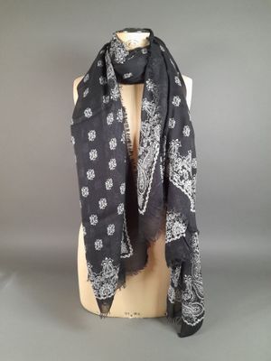a black and white paisley scarf on a mannequin mannequin mannequin mannequin mannequin mannequin mannequin mannequin
