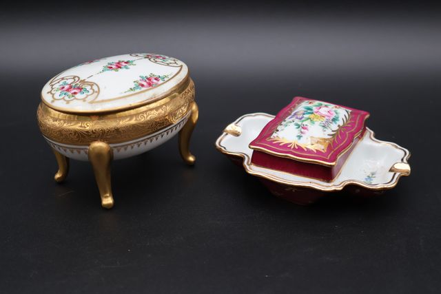 Coffret cendrier en porcelaine Fontanille et Maraud décor de fleu...