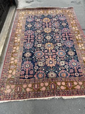 TAPIS VÉRAMINE (IRAN) laine, fond bleu, bordure verte