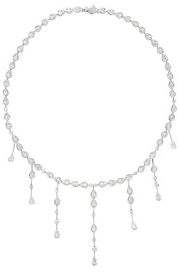 un collier en or blanc et diamants, signé Van Cleef