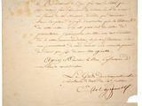 un bout de papier sur lequel figurent des inscriptions et un cachet