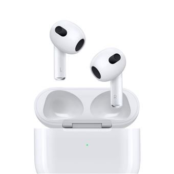 une paire d'AirPods avec leur boîtier de recharge sur fond blanc
