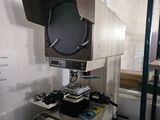 a machine that is sitting on a table in a room