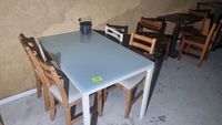 Ensemble composé d'une console en bois, deux meubles bas dép… (photo 2)