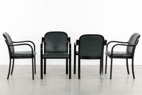 Thonet, 10 fauteuils empilables, bois patiné et simili-cuir,… (photo 6)
