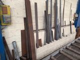 many pieces of metal on the wall next to each other