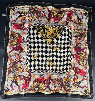 André Claude CANOVA à LYON. Réunion de deux carrés de soie i…