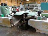 an image of a machine shop with a lot of machines