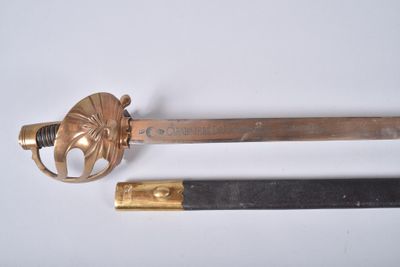 une image représentant un couteau et une épée sur un fond blanc
