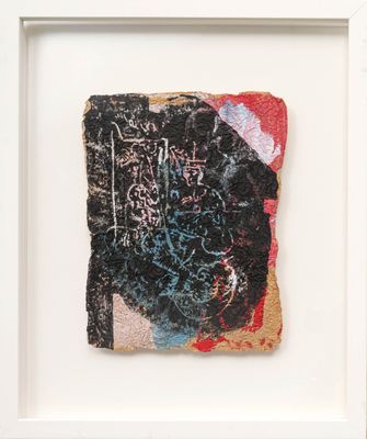 une image représentant une photo d'une œuvre d'art sur laquelle figure un texte