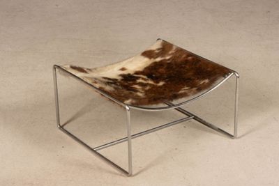 Odile MIR( née en 1926) Repose-pied modèle Filo en métal chr… - Photo 1