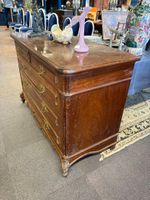 Commode en bois naturel mouluré ouvrant par 5 tiroirs en faç… (photo 5)
