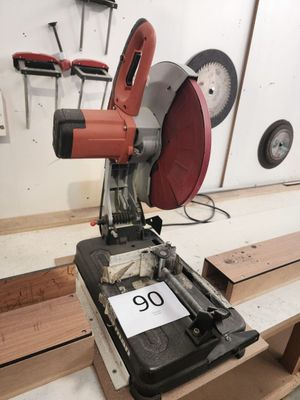 l'image d'une machine posée sur une table