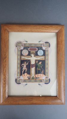 une photo d'une image représentant Jésus sur la croix, dans un cadre