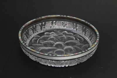 Coupe à fruits en cristal à pointes de diamants, virole en m…