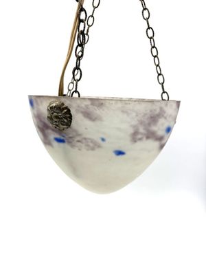 NOVERDY. Suspension en verre jaspé bleu et violet et monture…