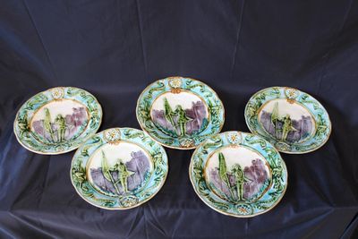 5 assiettes décoratives, thème Jeanne d'Arc