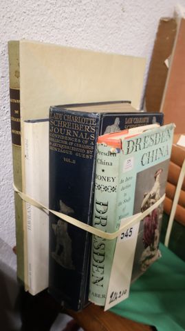 LACOUR-BREVAL: Dictionnaire pratique de céramique ancienne. SEVRE...