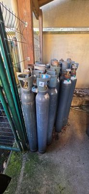 1 Ensemble D'Environ 170 Bouteilles Vide DE Dioxyde DE Carbo…