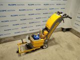 l'image d'une machine installée dans une pièce