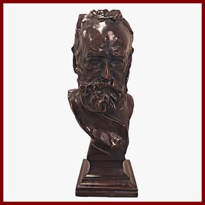 RODIN Auguste (d'après) Buste de Victor Hugo.